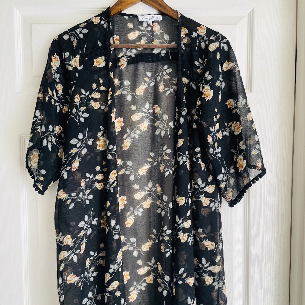 Black Floral Kimono